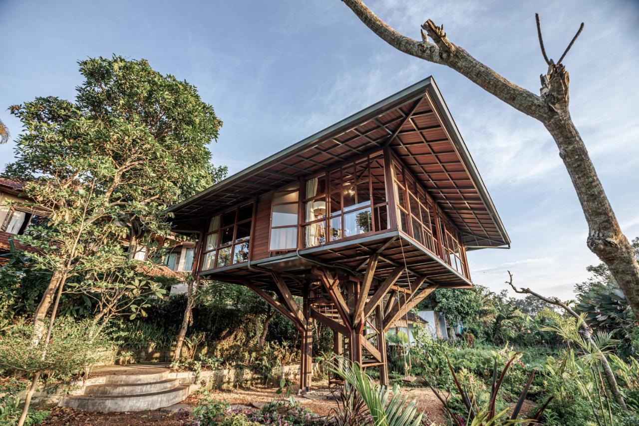 Gruen Ubud Esterno foto